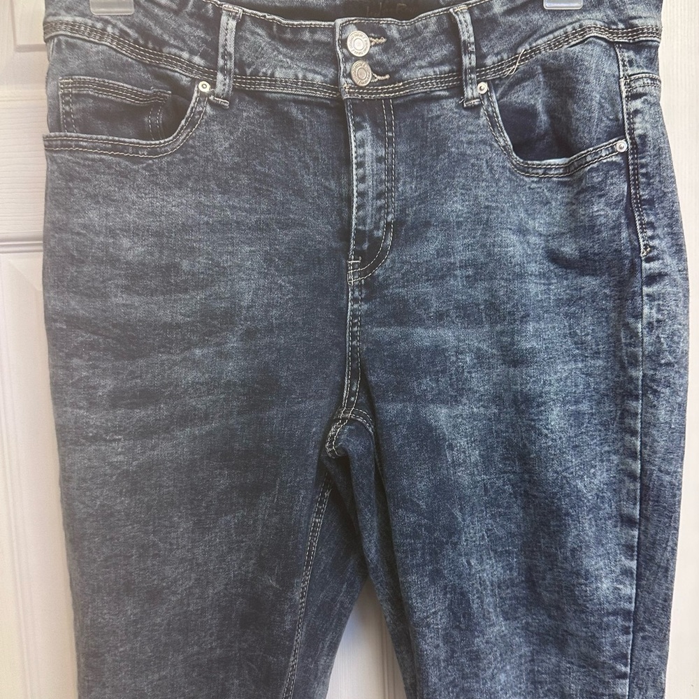Plus Size Curvy Jeans size 16